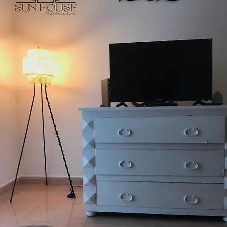 Sun House Lägenhet *